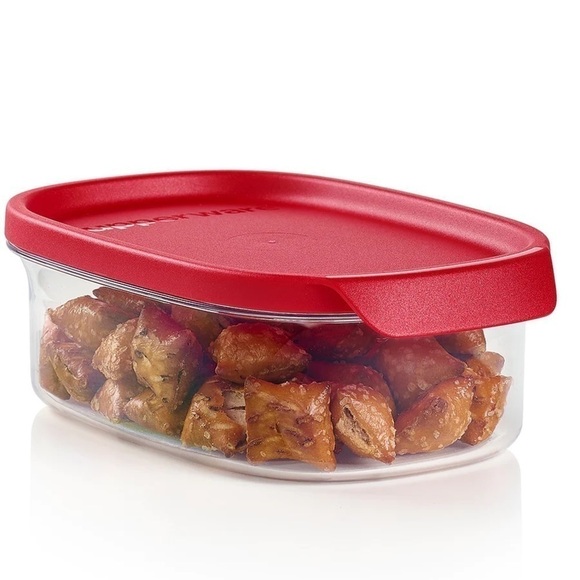 Tupperware Ultra Clear 2 Cup Container - Picture 1 of 7